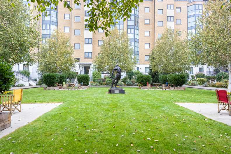 2 bedrooms apartments/flats to sale in Cotton Row, Battersea, London-image 11