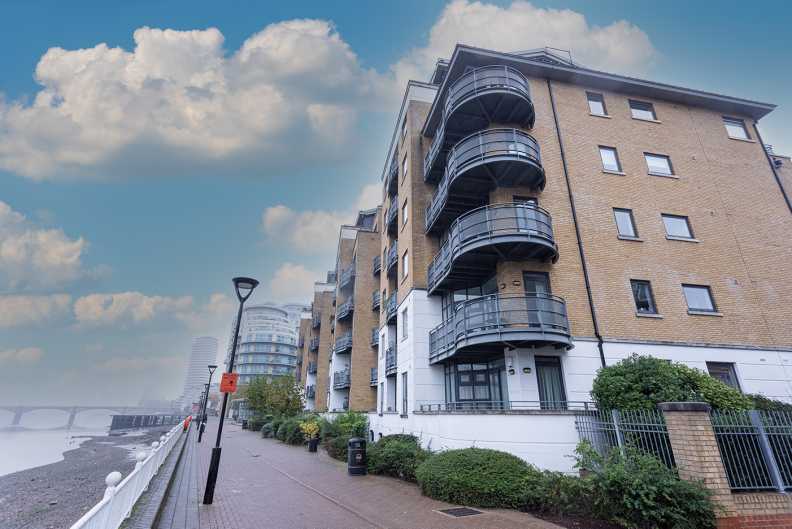 2 bedrooms apartments/flats to sale in Cotton Row, Battersea, London-image 7