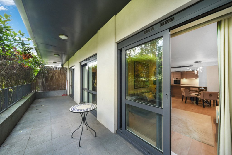 2 bedrooms apartments/flats to sale in Park Street, Fulham-image 14