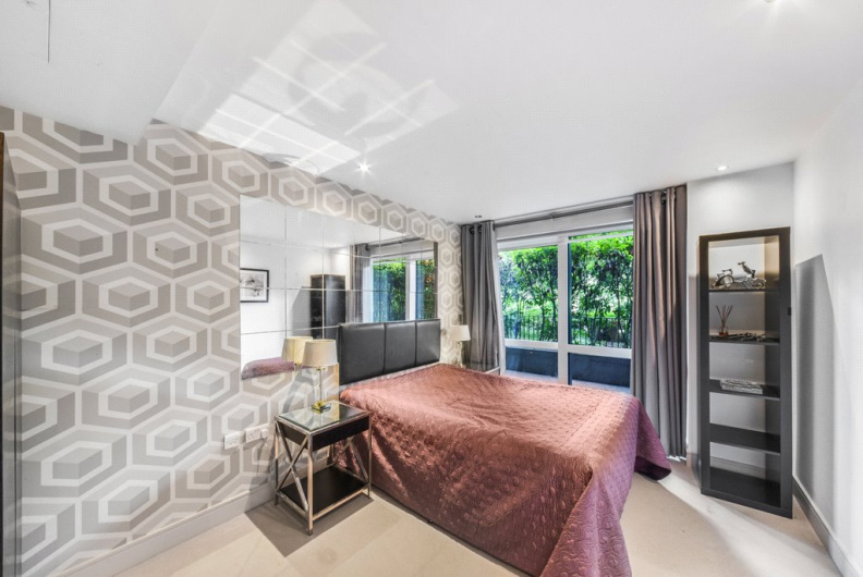 2 bedrooms apartments/flats to sale in Park Street, Fulham-image 5