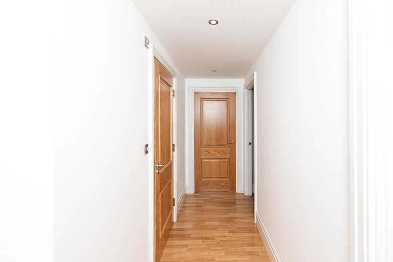 2 bedrooms apartments/flats to sale in Chelsea Vista, The Boulevard, Imperial Wharf-image 17