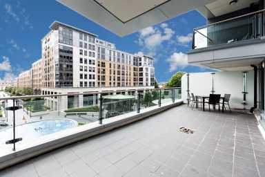 The Boulevard, Imperial Wharf, Fulham - SW6 view 2