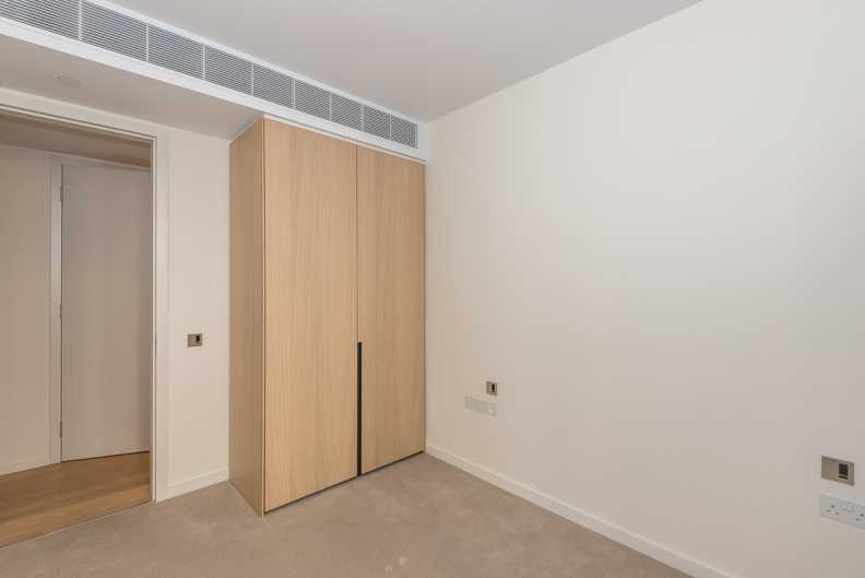 3 bedrooms apartments/flats to sale in Lillie Square, West Brompton, London-image 6