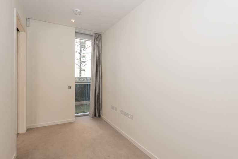 3 bedrooms apartments/flats to sale in Lillie Square, West Brompton, London-image 7