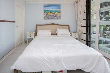 Lombard Road, Battersea - SW11 view 9