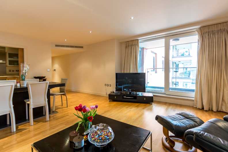 2 bedrooms apartments/flats to sale in Fountain House, The Boulevard, Imperial Wharf-image 4
