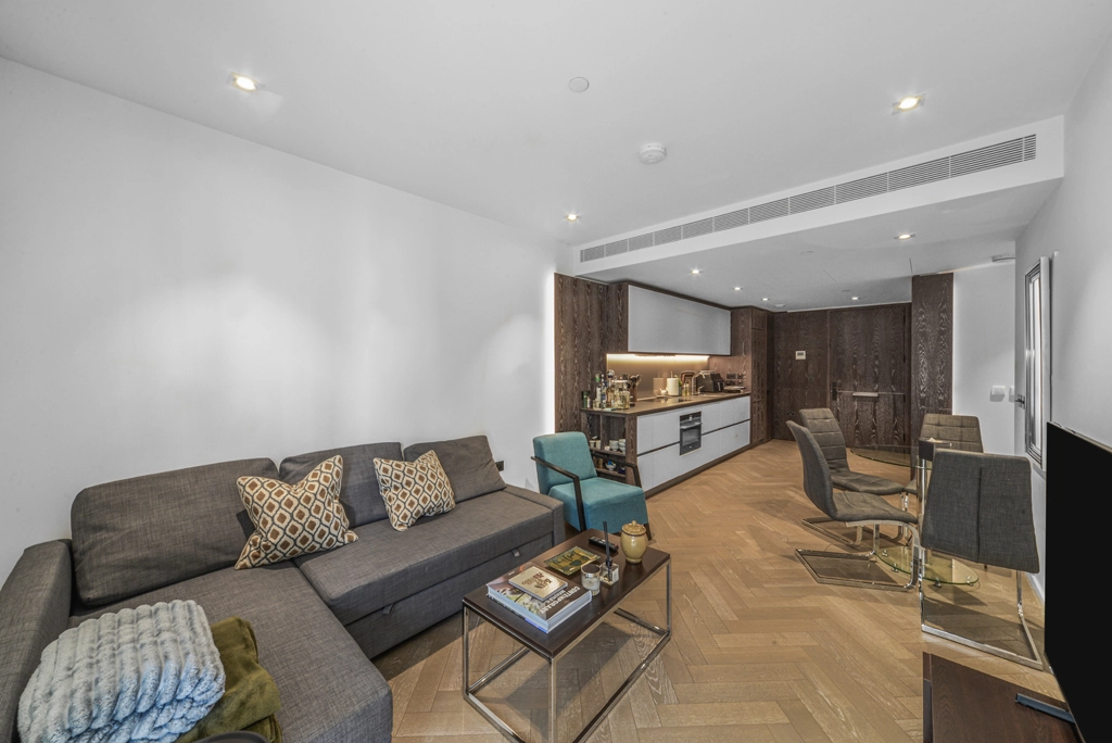 2 bedrooms apartments/flats for sale in Circus Road West, Battersea Power Station - SW11 view 9