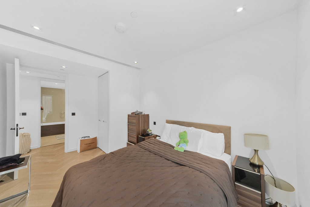 2 bedrooms apartments/flats for sale in Circus Road West, Battersea Power Station - SW11 view 12