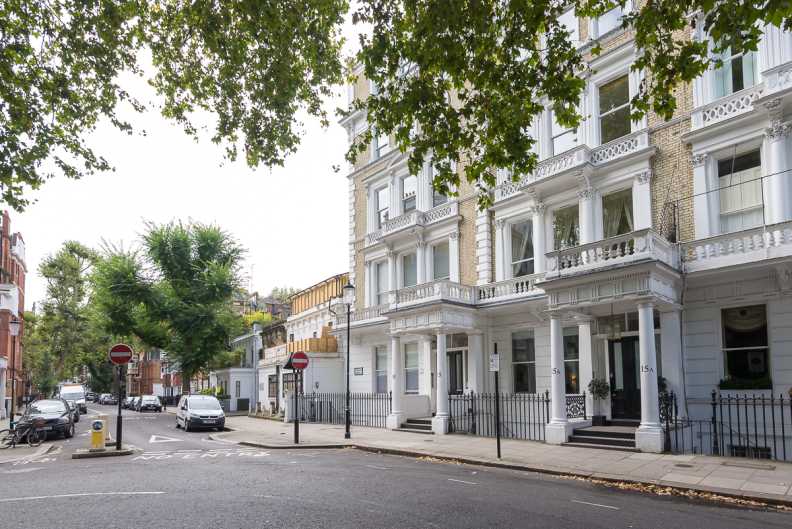 3 bedrooms apartments/flats to sale in Courtfield Gardens, South Kensington-image 1