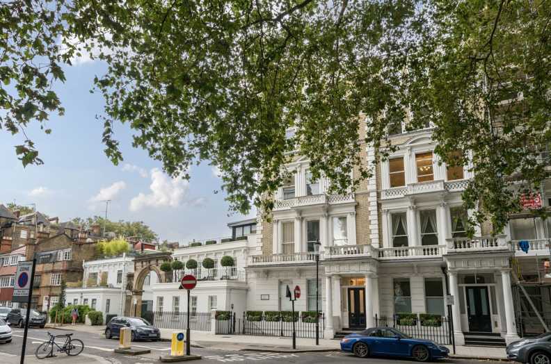 3 bedrooms apartments/flats to sale in Courtfield Gardens, South Kensington-image 8