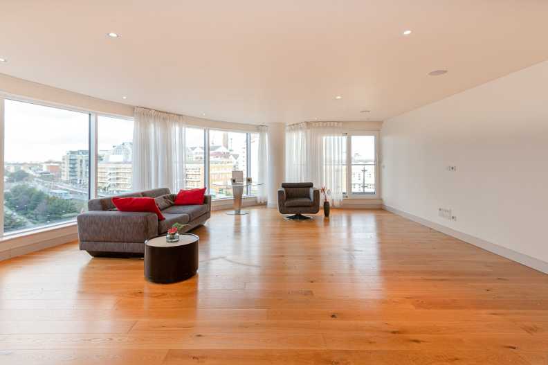2 bedrooms apartments/flats to sale in Townmead Road, Imperial Wharf, Fulham-image 23