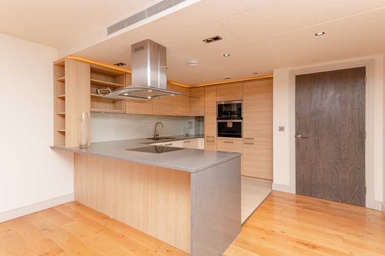2 bedrooms apartments/flats to sale in Townmead Road, Imperial Wharf, Fulham-image 13