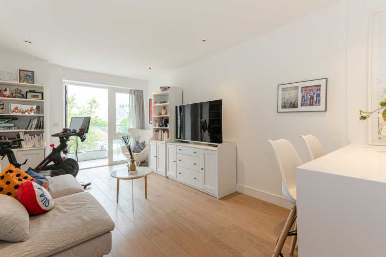 1 bedroom apartments/flats to sale in Kew Bridge Road, Brentford-image 13