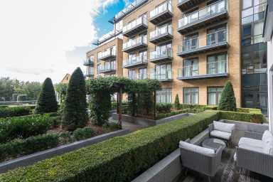 Kew Bridge Road, Brentford - TW8 view 10