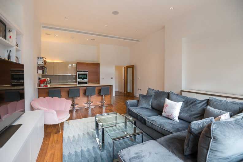 2 bedrooms apartments/flats to sale in Kew Bridge Road, Brentford-image 4