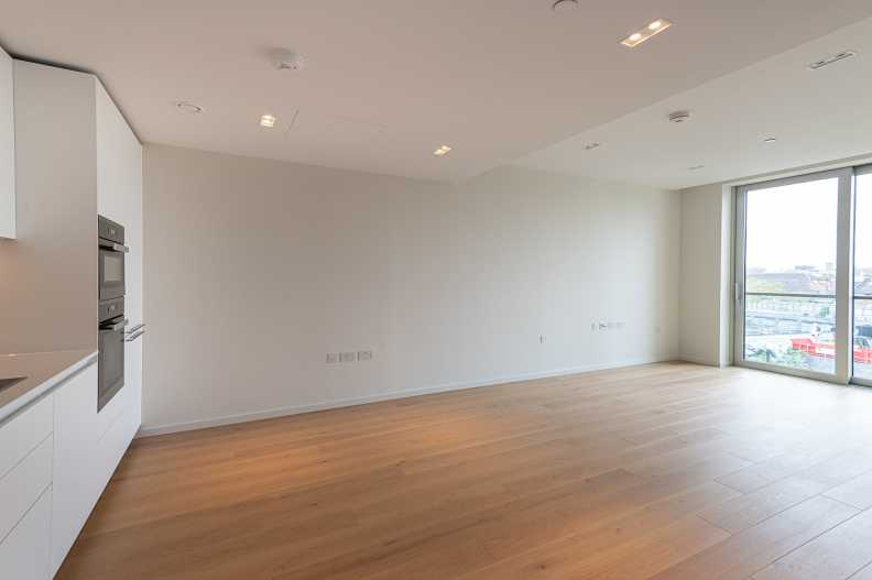 1 bedroom apartments/flats to sale in Lillie Square, Earls Court-image 2