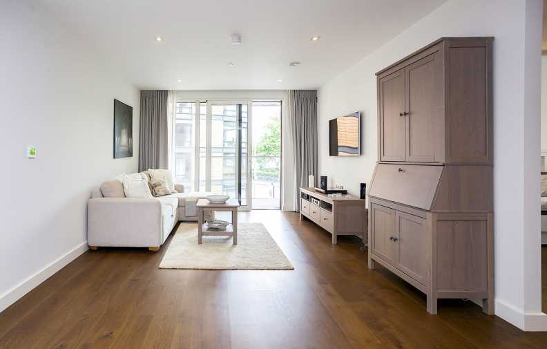 1 bedroom apartments/flats to sale in Lambeth High Street, Lambeth-image 4