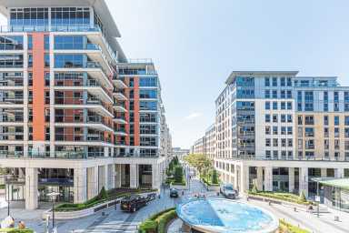 The Boulevard, Imperial Wharf, Fulham - SW6 view 5