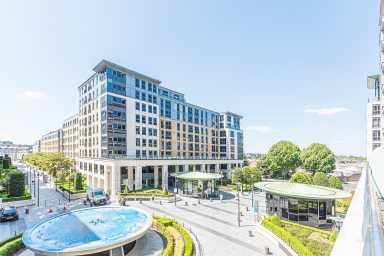 The Boulevard, Imperial Wharf, Fulham - SW6 view 6