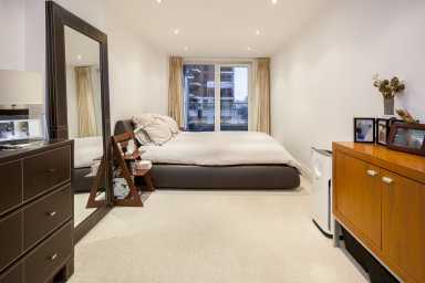 The Boulevard, Imperial Wharf, Fulham - SW6 view 17