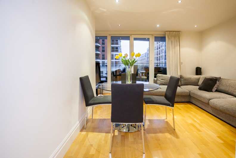 2 bedrooms apartments/flats to sale in The Boulevard, Imperial Wharf, Fulham-image 22