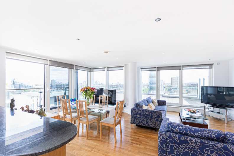 2 bedrooms apartments/flats to sale in Lensbury Avenue, Imperial Wharf, Fulham-image 4