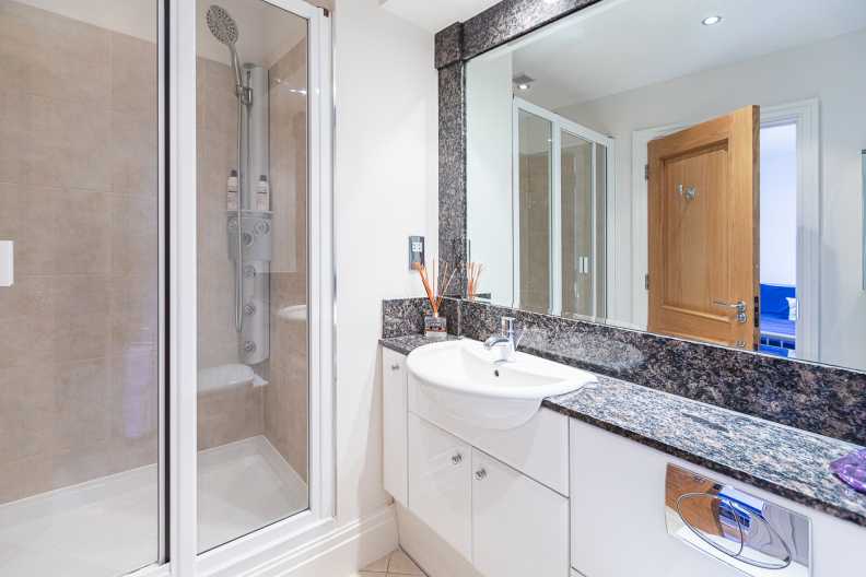 2 bedrooms apartments/flats to sale in Lensbury Avenue, Imperial Wharf, Fulham-image 27