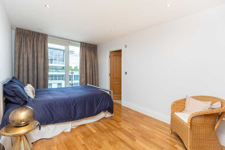 2 bedrooms apartments/flats to sale in Lensbury Avenue, Imperial Wharf, Fulham-image 28