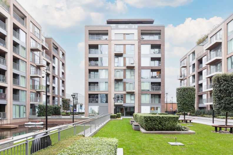 2 bedrooms apartments/flats to sale in Thurstan Street, Chelsea Creek, Fulham-image 1