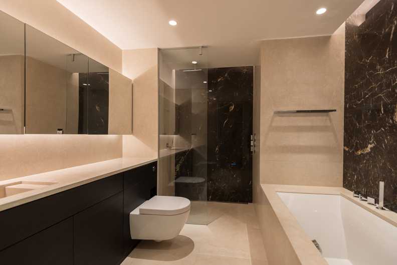3 bedrooms apartments/flats to sale in St. George Wharf, Vauxhall-image 19