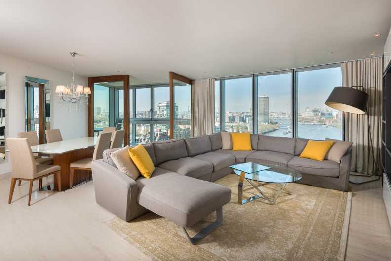 3 bedrooms apartments/flats to sale in St. George Wharf, Vauxhall-image 2