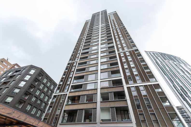 2 bedrooms apartments/flats to sale in Deacon Street, Elephant and Castle-image 2