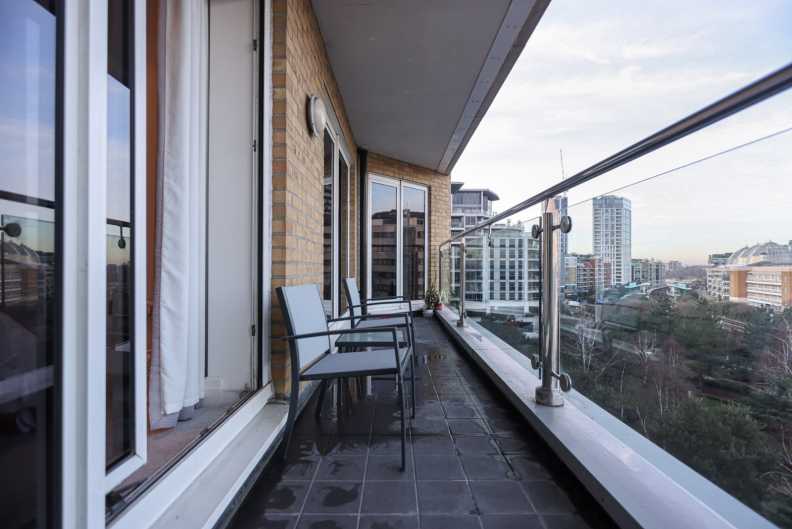 2 bedrooms apartments/flats to sale in The Boulevard, Imperial Wharf-image 13