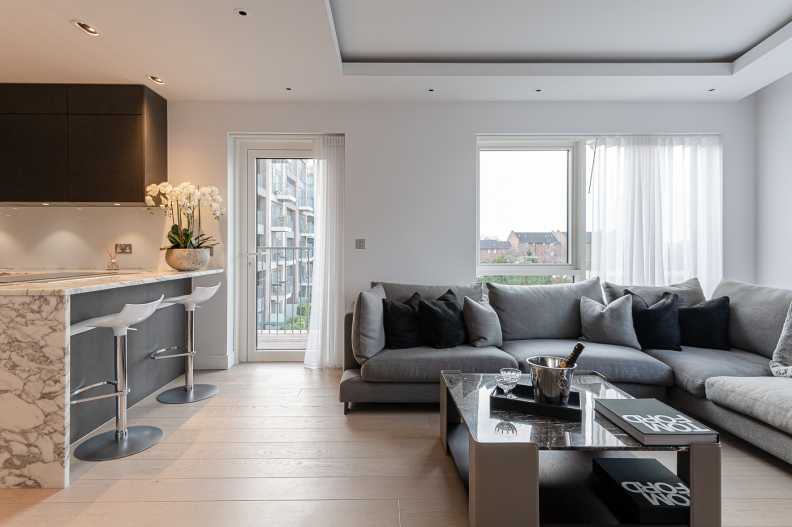 2 bedrooms apartments/flats to sale in Thurstan Street, Chelsea Creek, Fulham-image 13