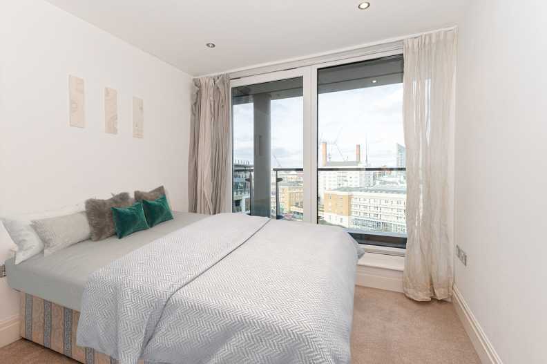 2 bedrooms apartments/flats to sale in Regency House, The Boulevard, Imperial Wharf-image 5