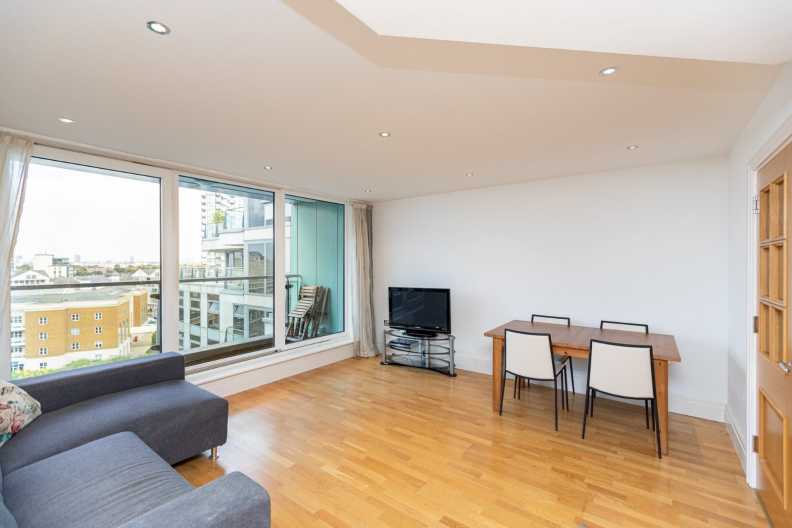 2 bedrooms apartments/flats to sale in The Boulevard, Imperial Wharf-image 15