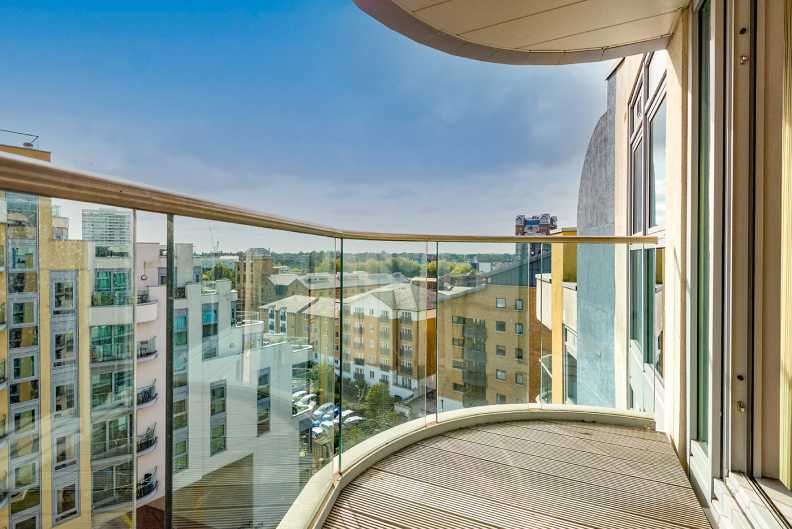 1 bedroom apartments/flats to sale in Bridges Court Road, Battersea-image 2