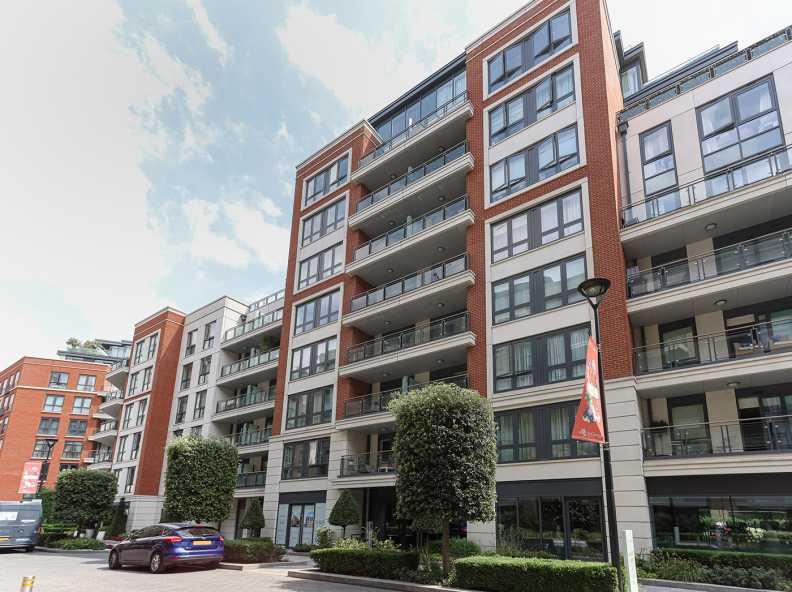 1 bedroom apartments/flats to sale in Park Street, Chelsea Creek, Fulham-image 1