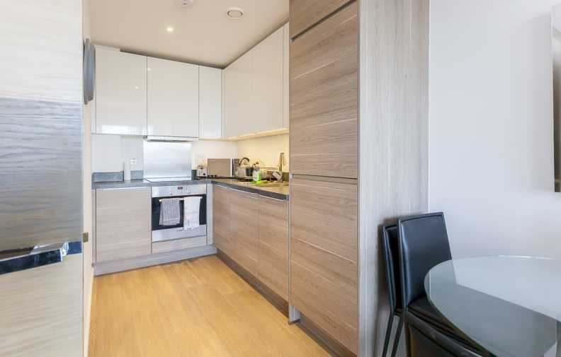 1 bedroom apartments/flats to sale in Seafarer Way, Surrey Quays-image 3