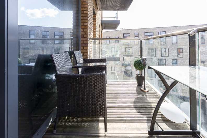 1 bedroom apartments/flats to sale in Seafarer Way, Surrey Quays-image 6