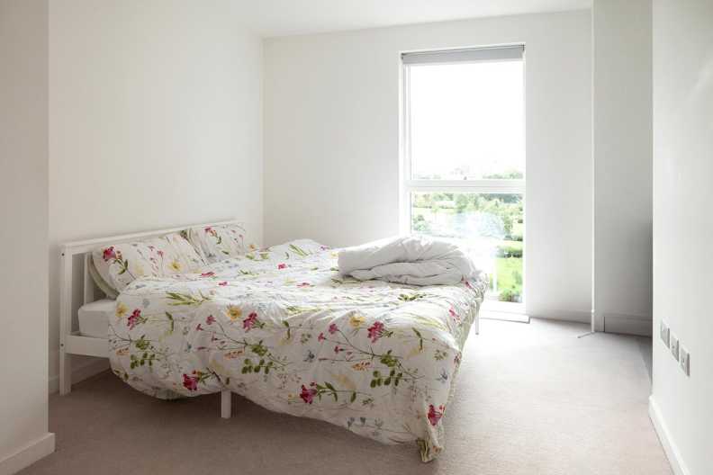 2 bedrooms apartments/flats to sale in Lismore Boulevard, Colindale Gardens, Colindale-image 2