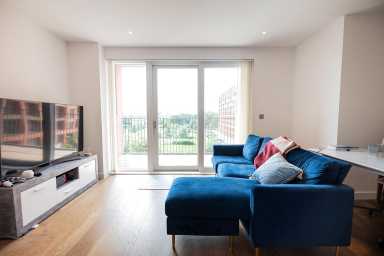 Lismore Boulevard, Colindale Gardens, Colindale - NW9 view 3