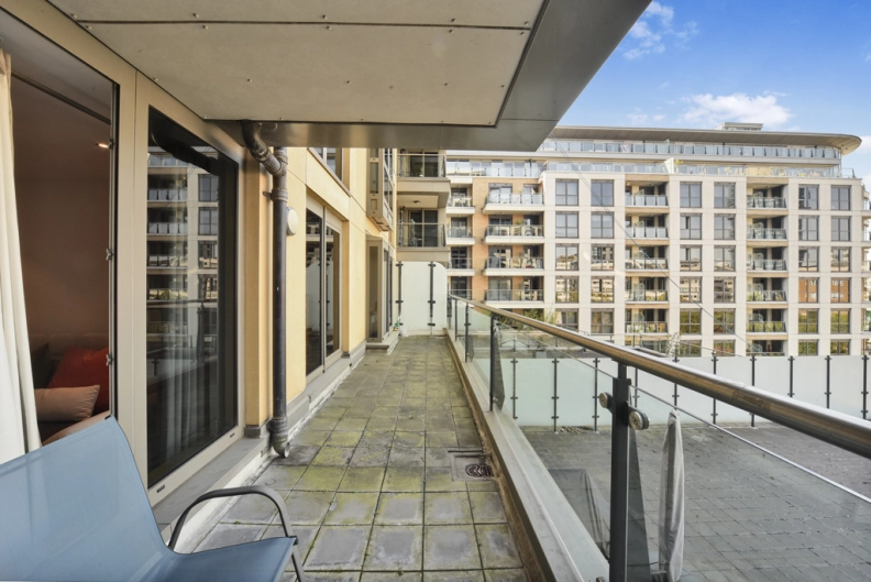2 bedrooms apartments/flats to sale in The Boulevard, Imperial Wharf-image 15
