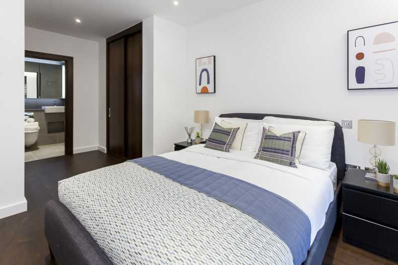 2 bedrooms apartments/flats for sale in Malthouse Road, Nine Elms - SW11 view 15