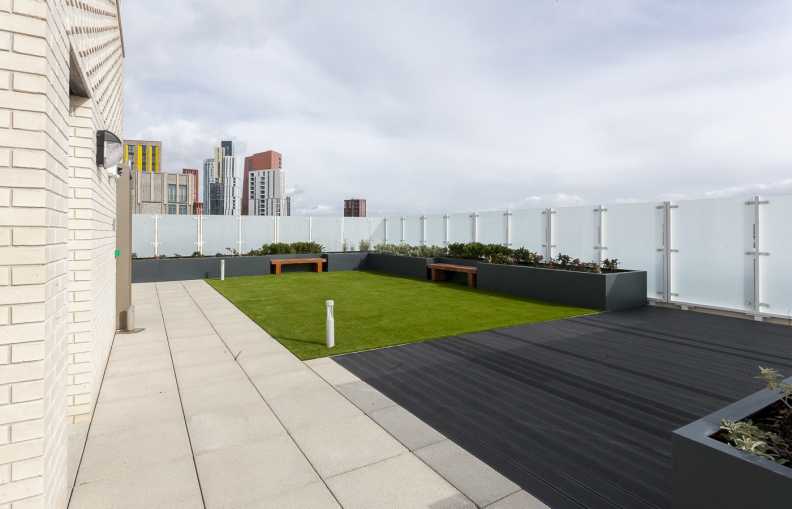 2 bedrooms apartments/flats for sale in Malthouse Road, Nine Elms - SW11 view 12