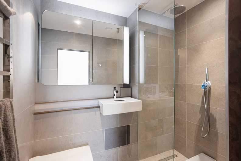 2 bedrooms apartments/flats for sale in Malthouse Road, Nine Elms - SW11 view 16