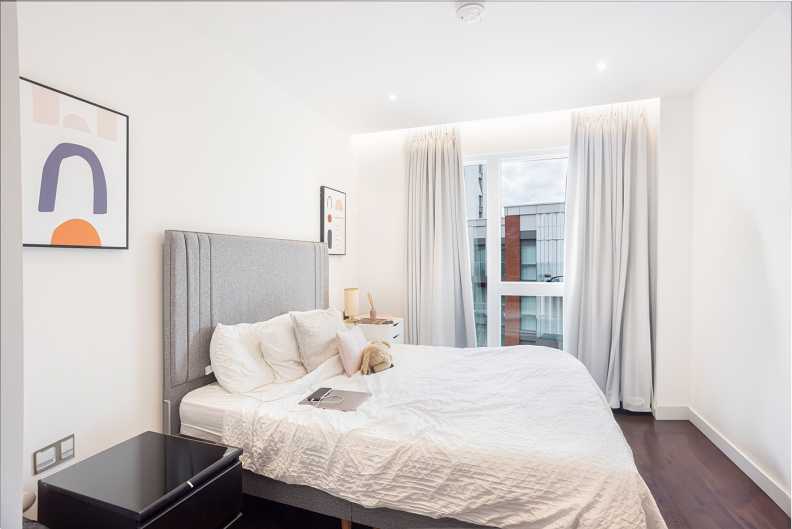 2 bedrooms apartments/flats for sale in Malthouse Road, Nine Elms - SW11 view 18