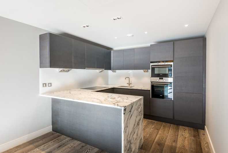 2 bedrooms apartments/flats to sale in Regatta Lane, Fulham Reach, Hammersmith-image 3