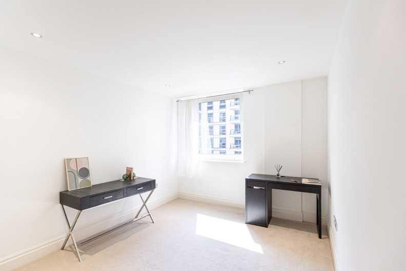 2 bedrooms apartments/flats to sale in Harbour Reach, The Boulevard, Imperial Wharf-image 20