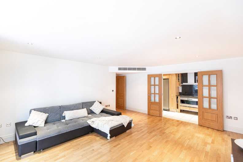 2 bedrooms apartments/flats to sale in Harbour Reach, The Boulevard, Imperial Wharf-image 12